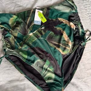 Tropical Green Leaf Print Bikini Bottom